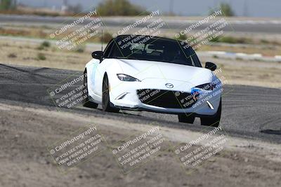 media/Oct-18-2025-Speed Ventures (Sat) [[8b3b7cf525]]/Yellow/Session 3 (Sunset)/